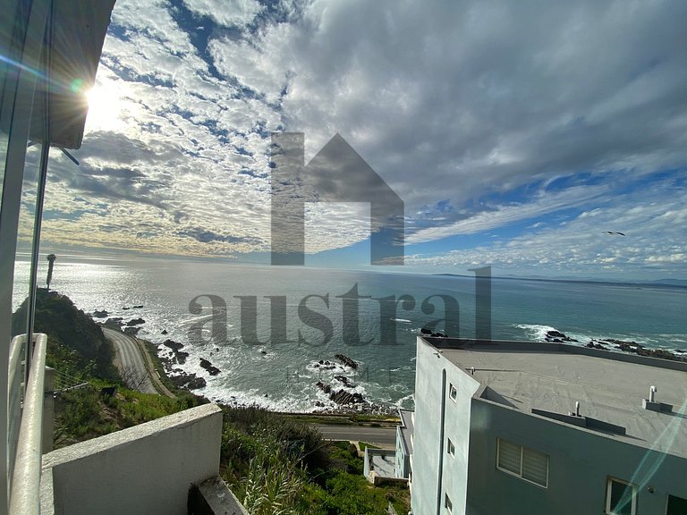 Clear view and close to the beach