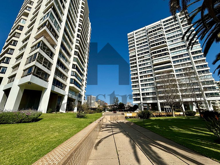 New and with Sea View, Unbeatable Location