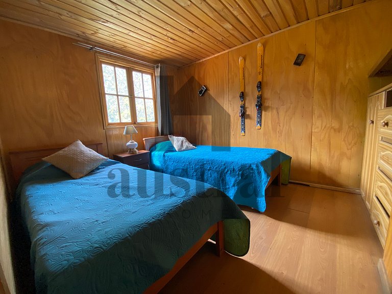 Rustic Cabin in the Heart of the Mountain