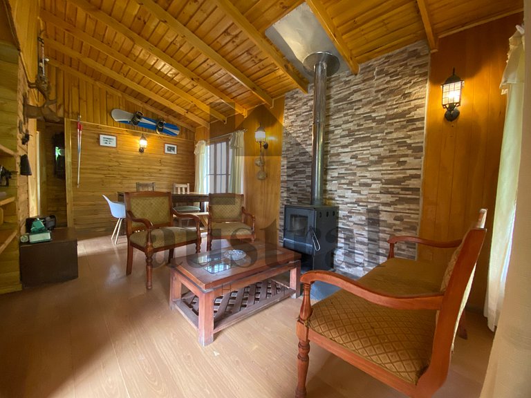 Rustic Cabin in the Heart of the Mountain