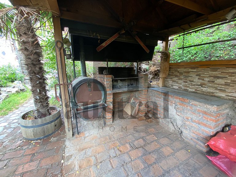 Cabana rústica com vista e ambiente natural