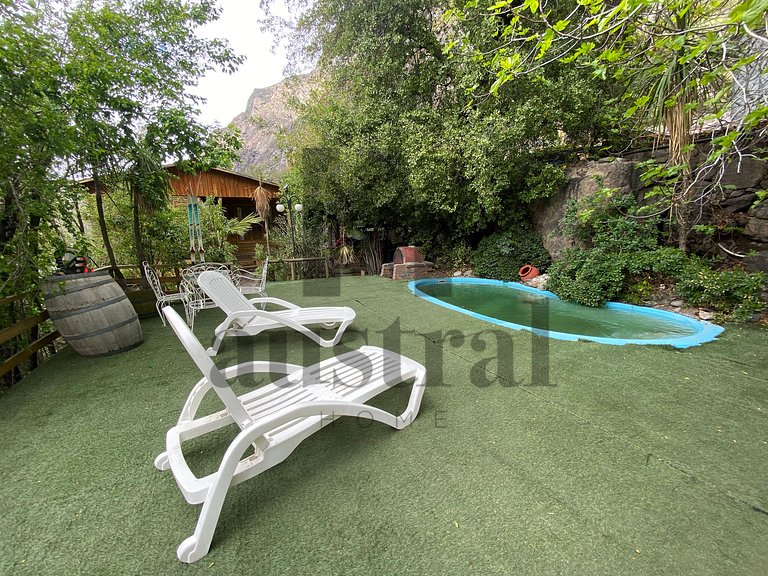 Cabana rústica com vista e ambiente natural