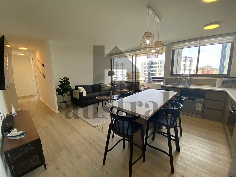 Cozy and Spacious Apartment, close to the Beach