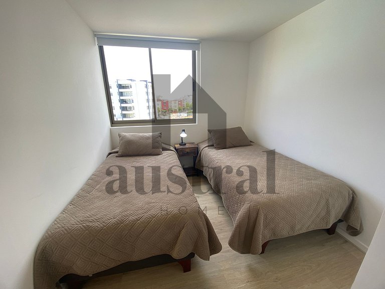 Acolhedor e Amplo Apartamento, próximo à Praia