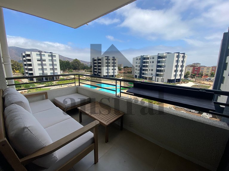 Cozy and Spacious Apartment, close to the Beach