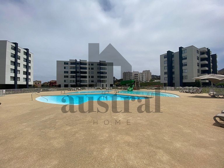 Cozy and Spacious Apartment, close to the Beach