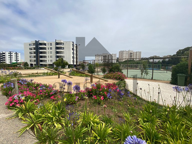 Cozy and Spacious Apartment, close to the Beach