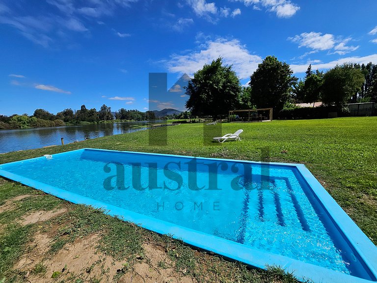 Aconchegante Casa Frente ao Lago Rapel