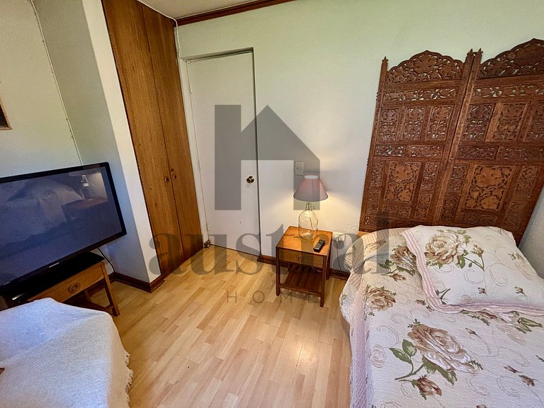 Clear View Apartment, Garden of the Sea