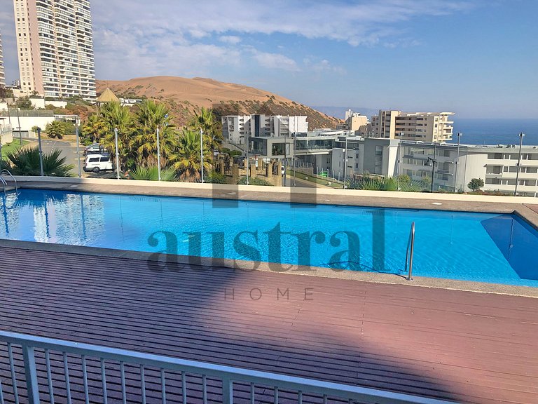 Spacious Apartment with Unobstructed Ocean View