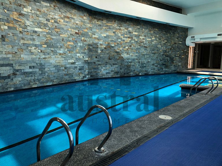 Amplo Apartamento com Vista Despejada para o Mar