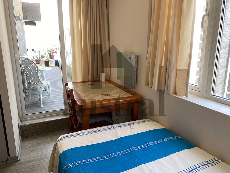 Apartment with Beautiful Sea View