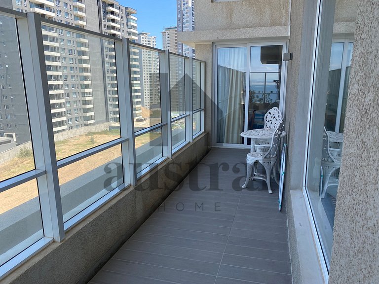 Apartment with Beautiful Sea View