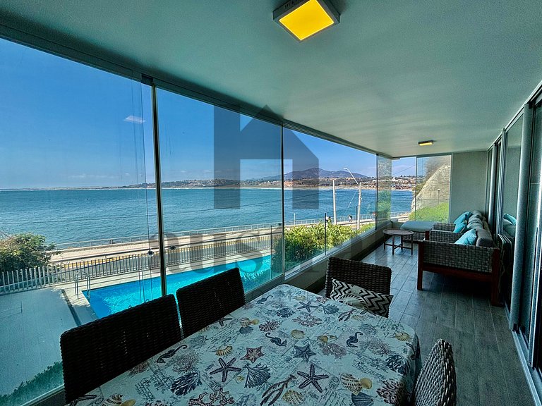 Apartamento Moderno e Aconchegante à Beira-Mar