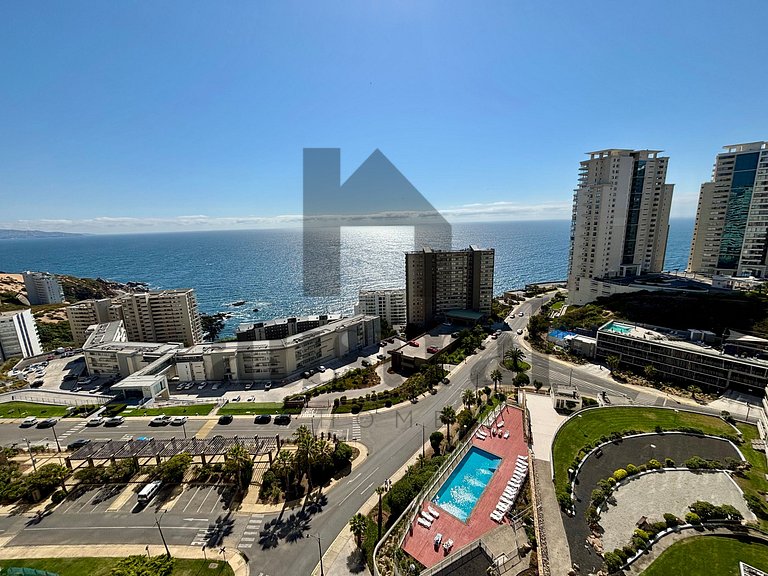 Amplo Apartamento com Vista Despejada para o Mar
