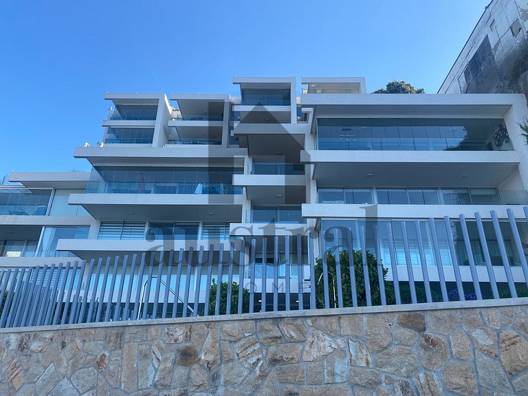 Apartamento Moderno e Aconchegante à Beira-Mar