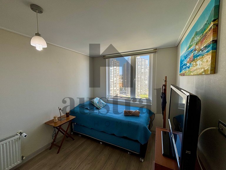 Amplo Apartamento com Vista Despejada para o Mar