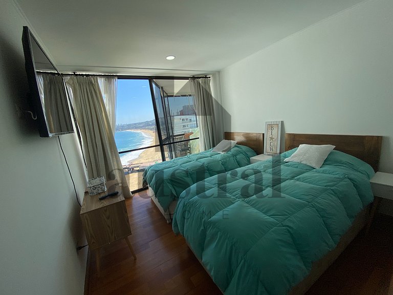 Amplio depto a los pies de la Playa Av San Martin