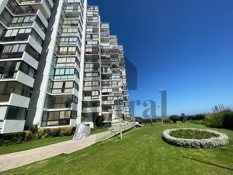 Amplio depto a los pies de la Playa Av San Martin