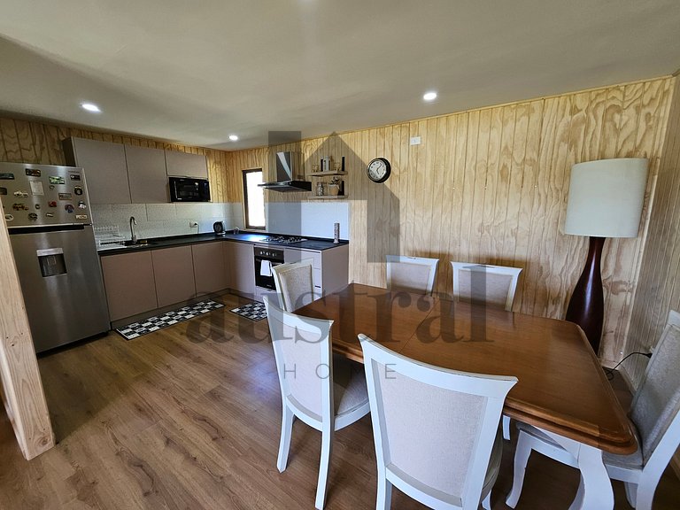 Aconchegante Casa Frente ao Lago Rapel