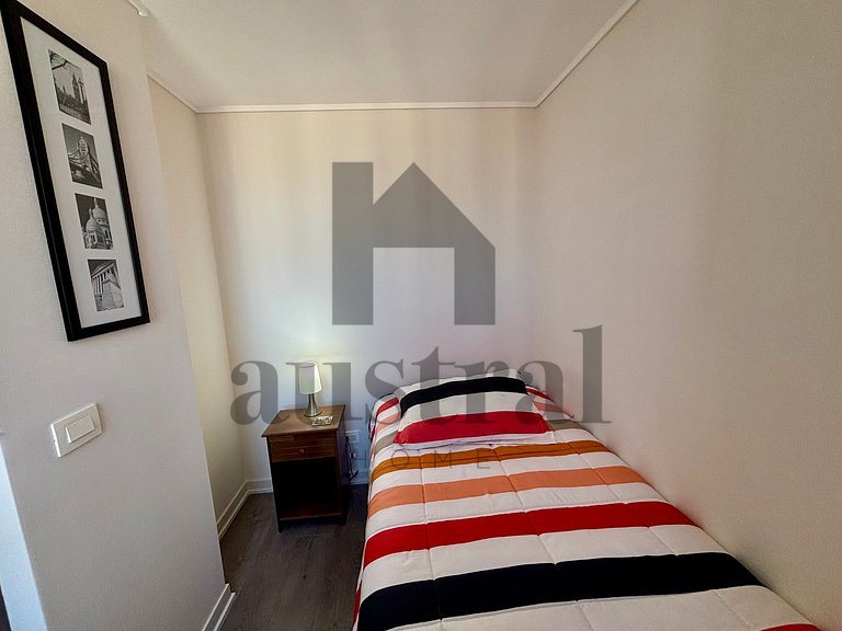 Modern and Spacious Apartment, Beautiful Ocean View