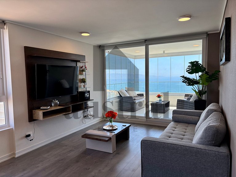 Modern and Spacious Apartment, Beautiful Ocean View