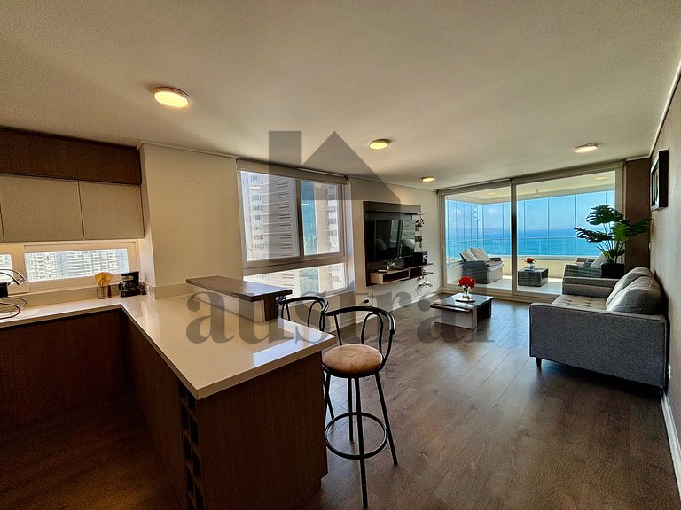 Modern and Spacious Apartment, Beautiful Ocean View