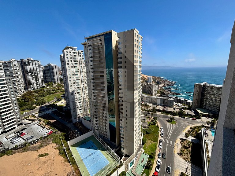 Modern and Spacious Apartment, Beautiful Ocean View