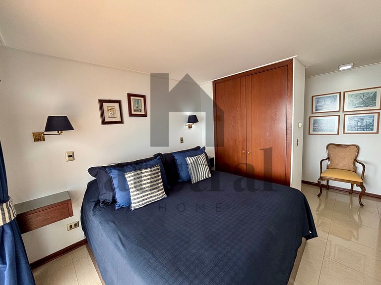 Apartamento amplo com vista panorâmica do mar