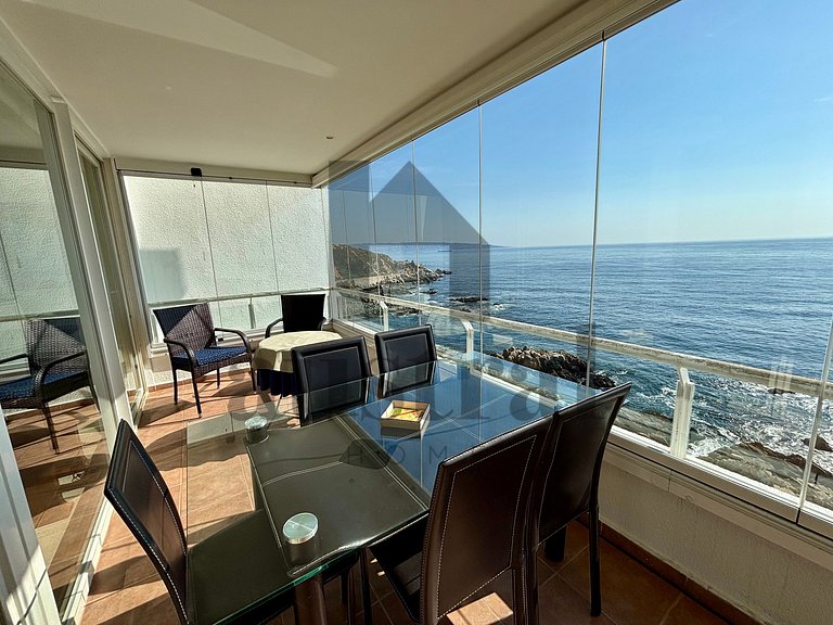 Depto con terraza y fantástica vista al mar