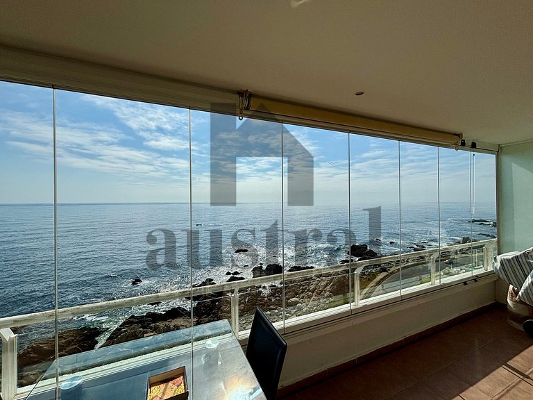 Depto con terraza y fantástica vista al mar