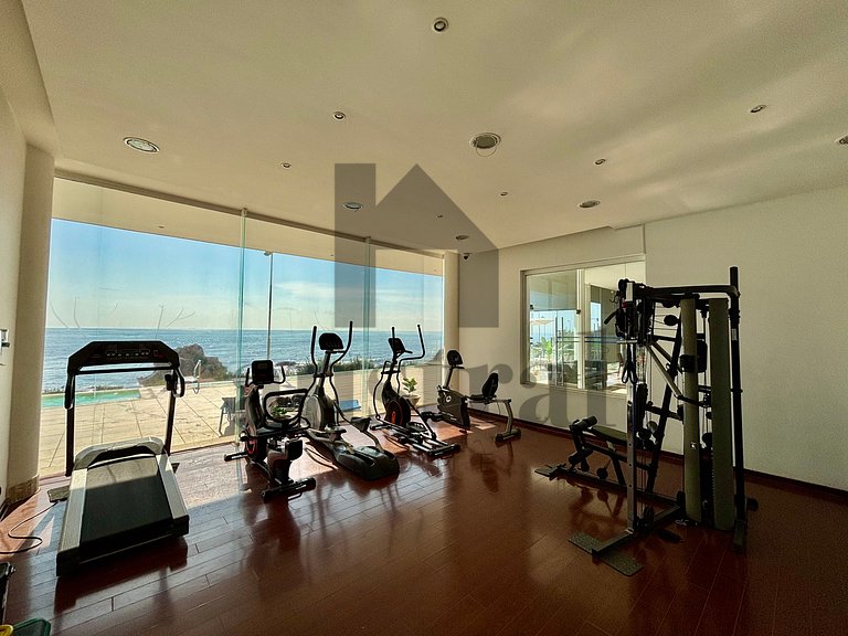 Maravilloso e impecable en primera línea