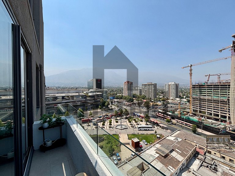 Hermoso Studio frente a Mallplaza Egaña