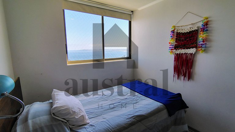 Apartment with Panoramic Ocean View, Concón