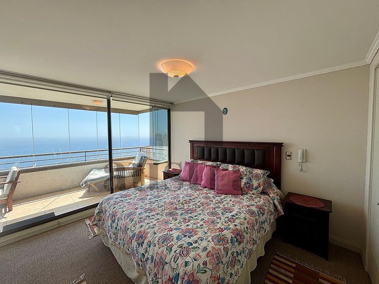 Amplio y con Maravillosa vista al mar