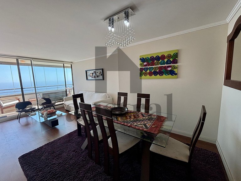 Amplio y con Maravillosa vista al mar