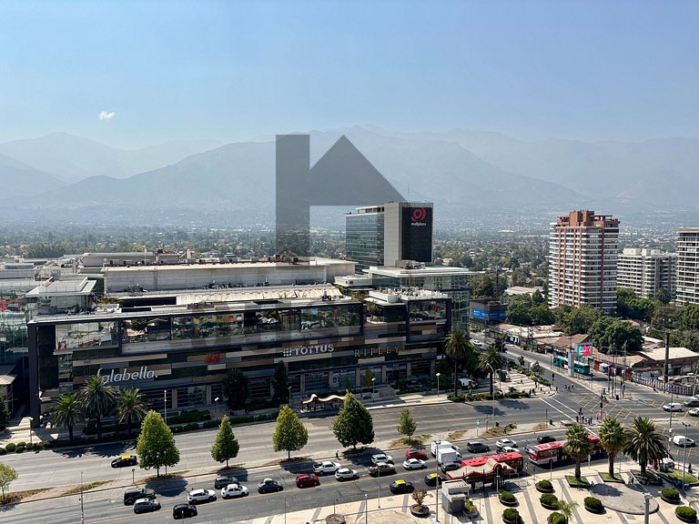 Beautiful and modern in front of Plaza Egaña