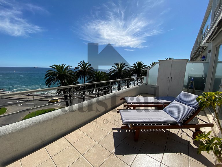 Exclusive Oceanfront Apartment