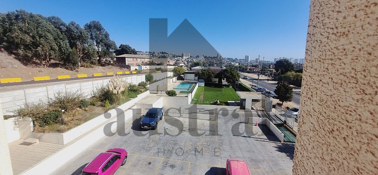 Spacious Apartment on Main Avenue Concón