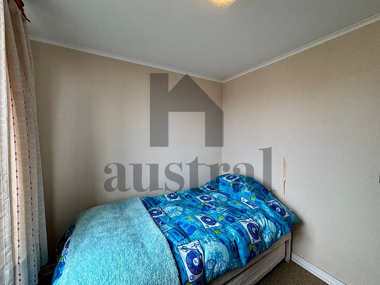 Amplios espacios en céntrica avenida