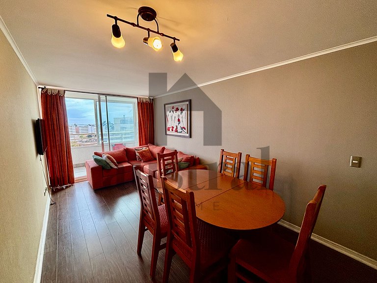 Spacious Apartment on Main Avenue Concón