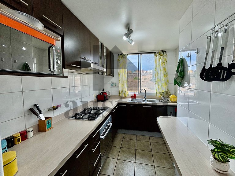 Spacious Apartment on Main Avenue Concón