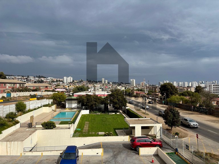 Spacious Apartment on Main Avenue Concón