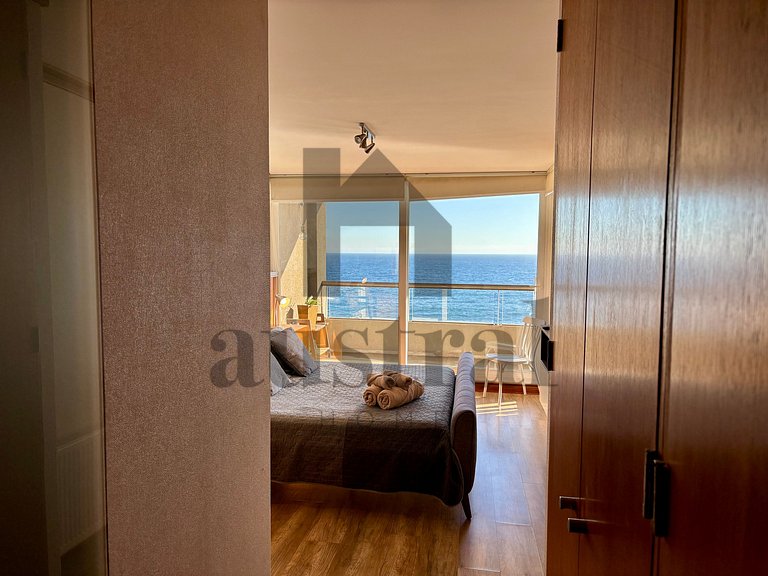 Spacious with an exceptional sea view