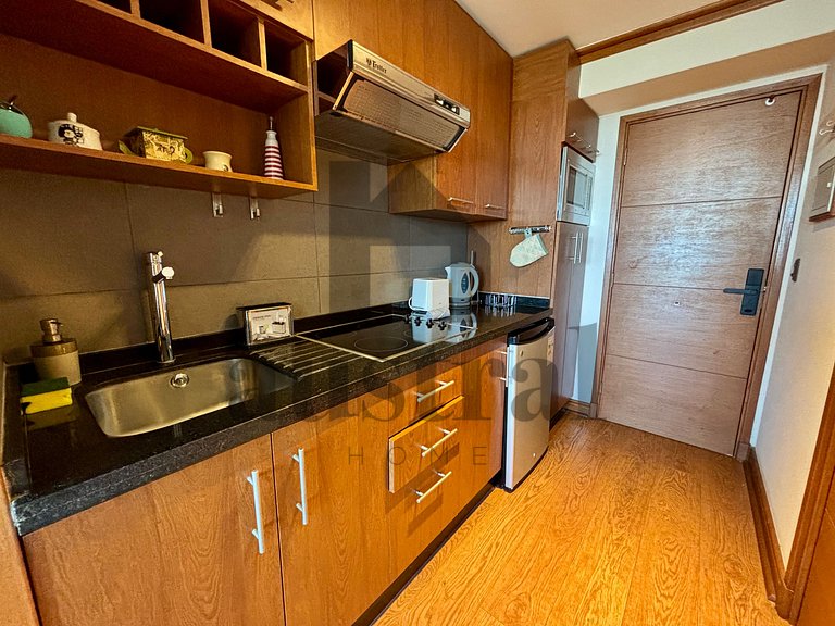 Enjoy Modern Studio Coastline