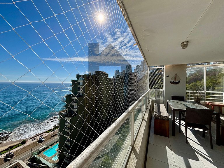 Apartamento à beira-mar com vista deslumbrante