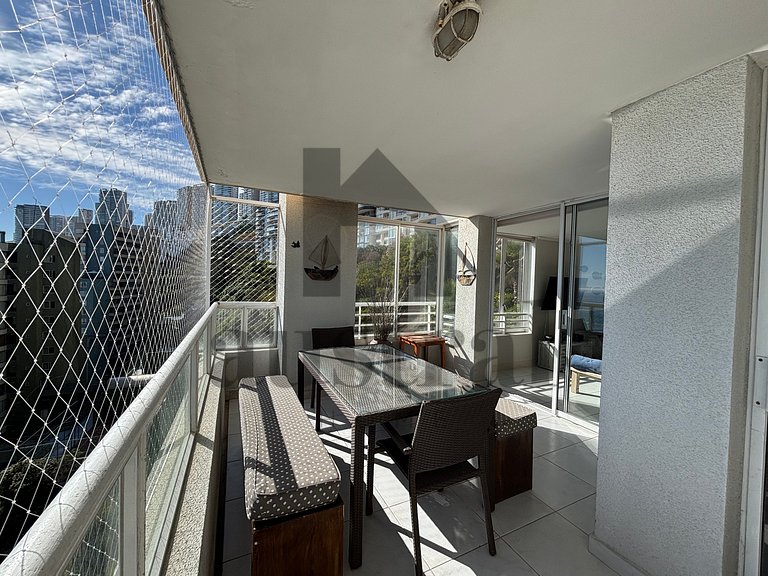 Apartamento à beira-mar com vista deslumbrante