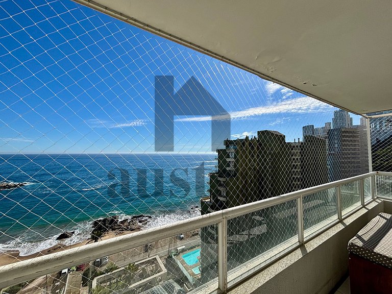 Apartamento à beira-mar com vista deslumbrante