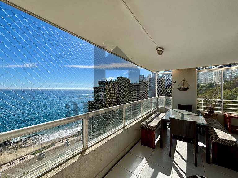 Apartamento à beira-mar com vista deslumbrante