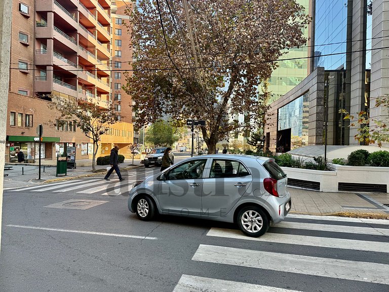 Beautiful Apartment Steps from Costanera Center